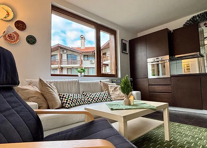 Kosara Home2host 班斯科